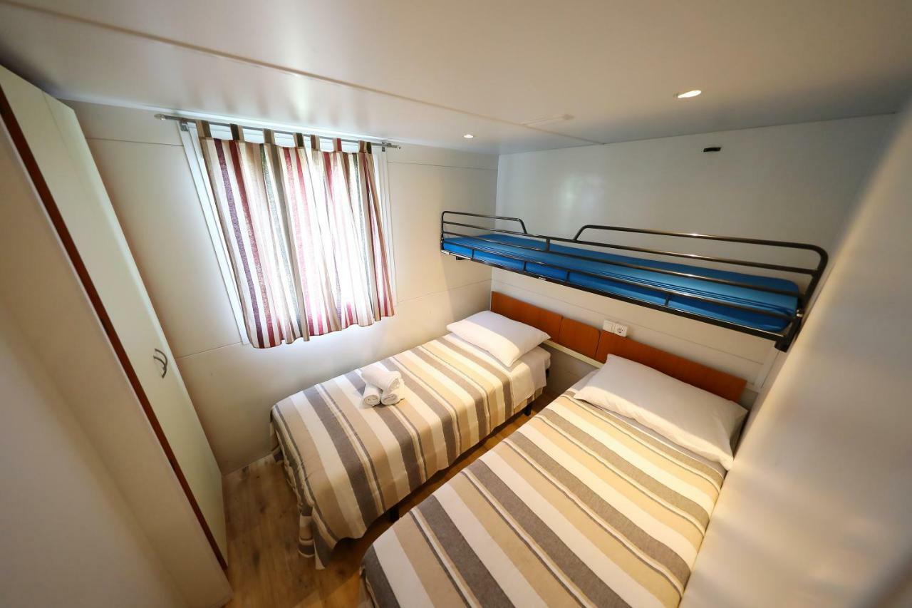 Mobile Home Grbe Nin Zewnętrze zdjęcie
