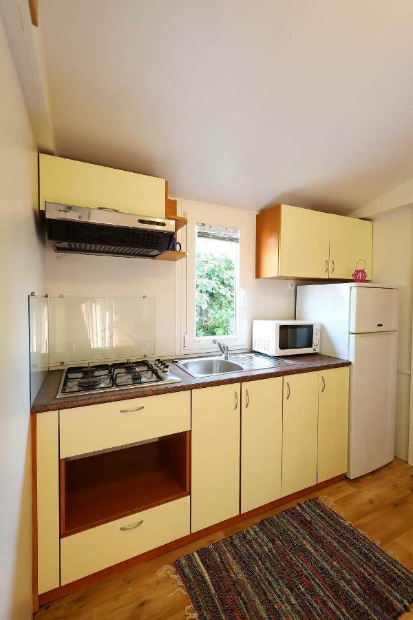 Mobile Home Grbe Nin Zewnętrze zdjęcie