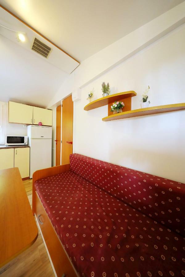 Mobile Home Grbe Nin Zewnętrze zdjęcie