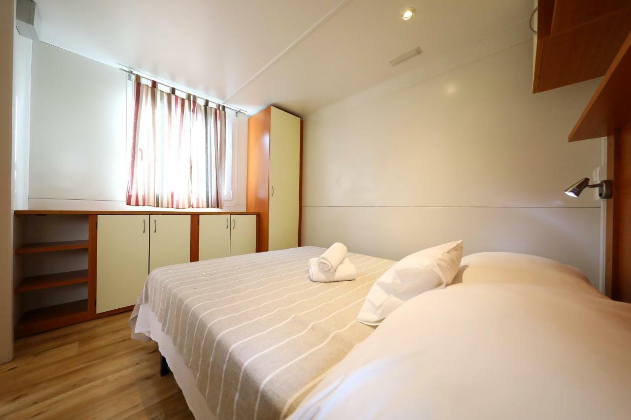 Mobile Home Grbe Nin Zewnętrze zdjęcie