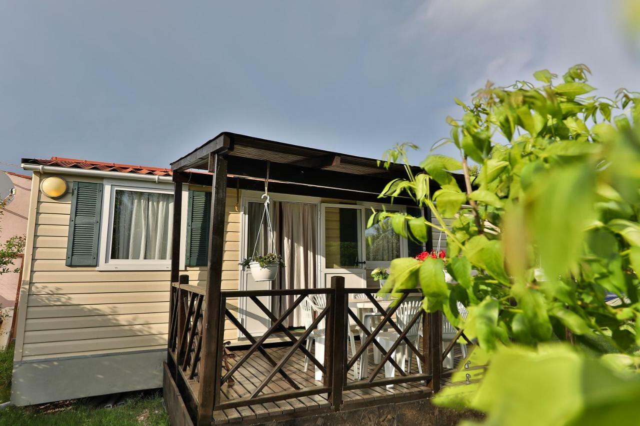 Mobile Home Grbe Nin Zewnętrze zdjęcie
